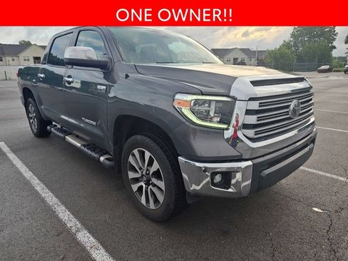 Used 2019 Toyota Tundra Limited w/ Limited Premium Package AWD/4WD image 3