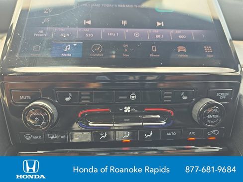 Used 2024 Jeep Grand Cherokee Limited 4xe AWD/4WD image 27