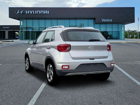 New 2026 Hyundai Venue SEL FWD image 24