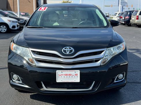 Used 2013 Toyota Venza LE image 2