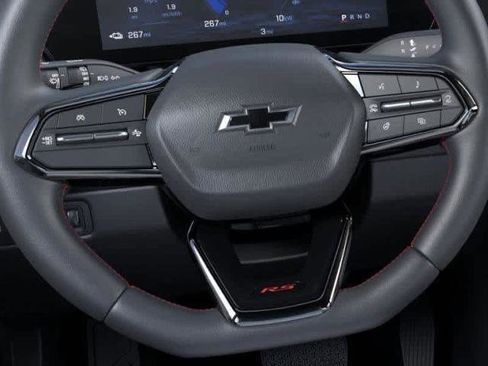 New 2025 Chevrolet Equinox EV RS image 19