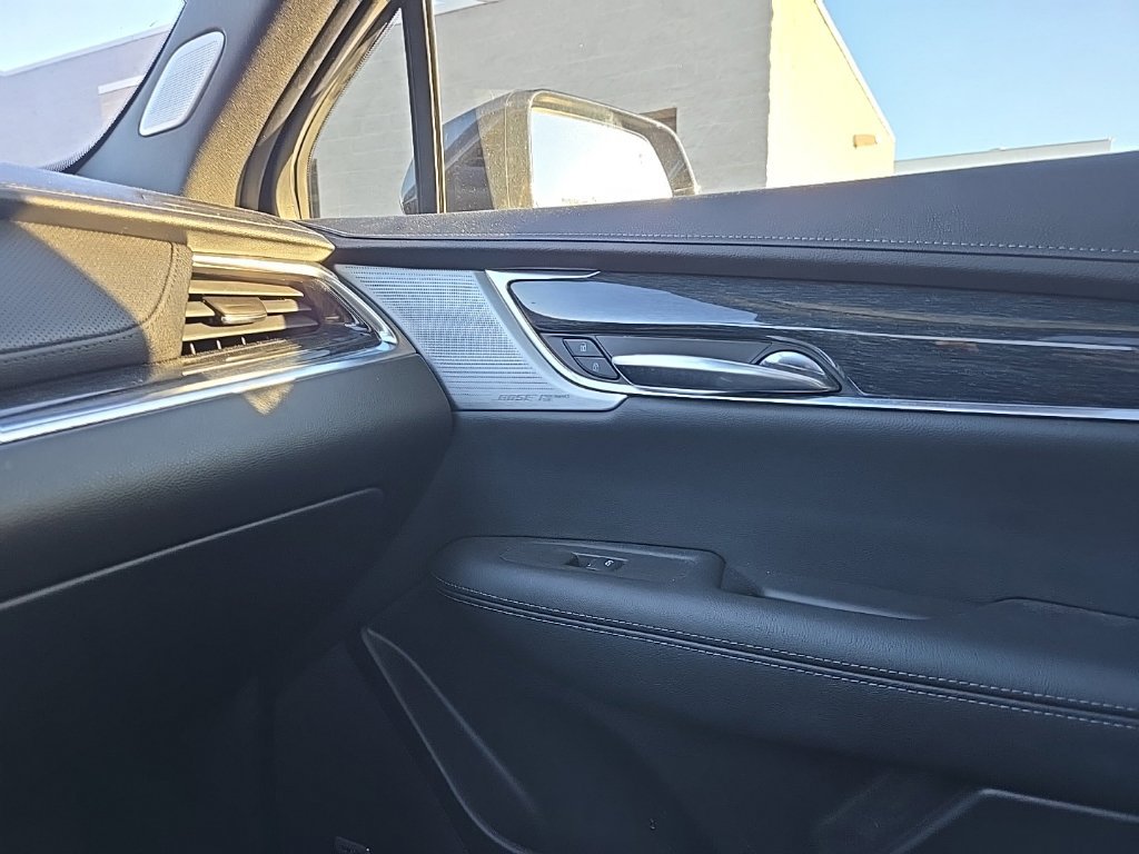 Used 2020 Cadillac XT5 Premium Luxury AWD/4WD image 32