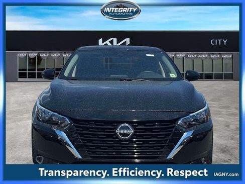 Used 2024 Nissan Sentra S FWD image 2