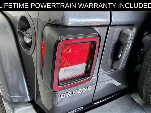 Used 2021 Jeep Wrangler Unlimited Sport AWD/4WD image 39