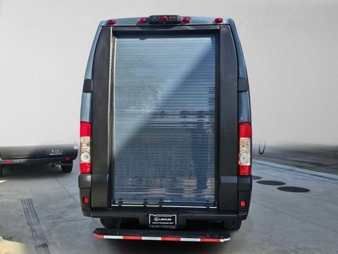Used 2024 RAM ProMaster 3500 FWD image 4