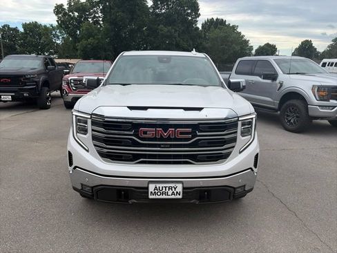 Used 2024 GMC Sierra 1500 SLT w/ SLT Premium Plus Package AWD/4WD image 9