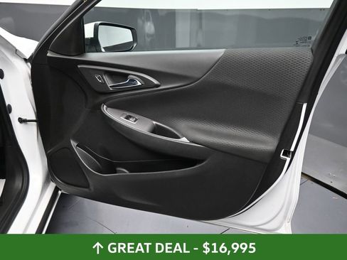 Used 2024 Chevrolet Malibu LT image 21