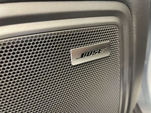 New 2026 Porsche Macan image 20