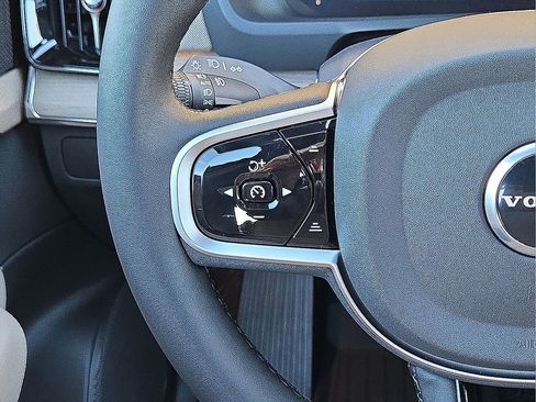 New 2026 Volvo XC90 B6 Ultra image 19