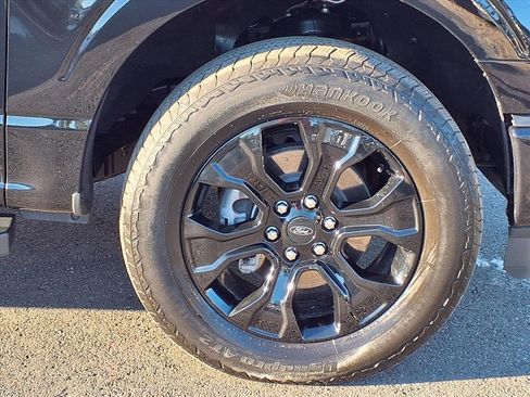 Used 2023 Ford F150 Lariat w/ Equipment Group 502A High image 9