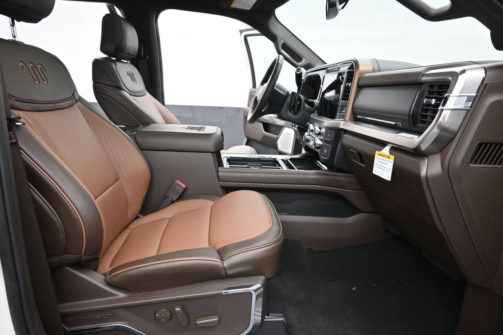 New 2026 Ford F350 King Ranch w/ Chrome Package AWD/4WD image 16