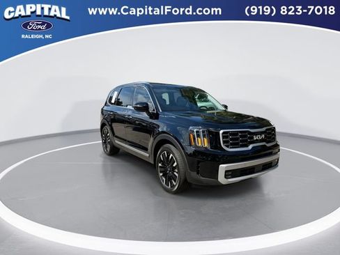 Used 2024 Kia Telluride SX Prestige w/ Towing Package AWD/4WD image 2