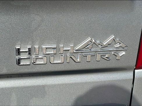 Used 2026 Chevrolet Silverado 1500 High Country image 25