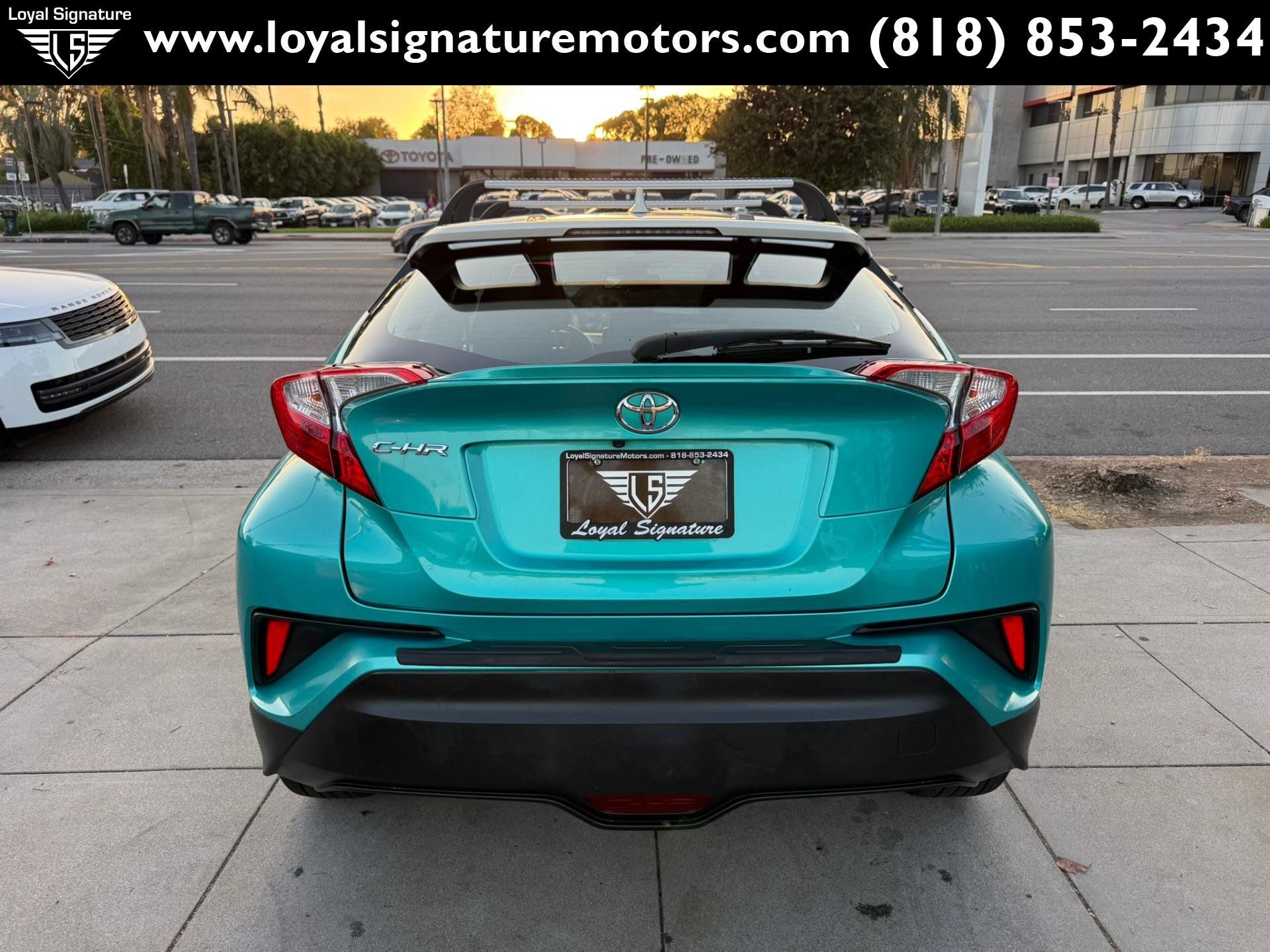 Used 2018 Toyota C-HR XLE FWD image 6