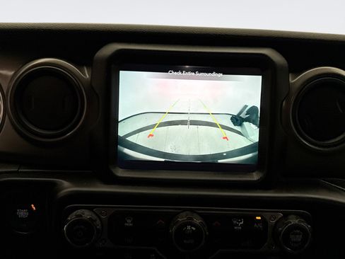 Used 2021 Jeep Wrangler Unlimited Sport image 16