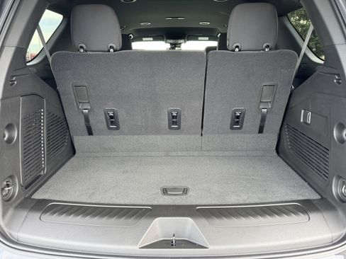 New 2026 Chevrolet Tahoe LS image 20