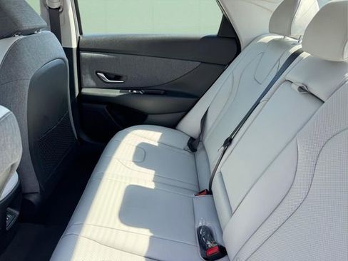 New 2026 Hyundai Elantra Limited FWD image 9