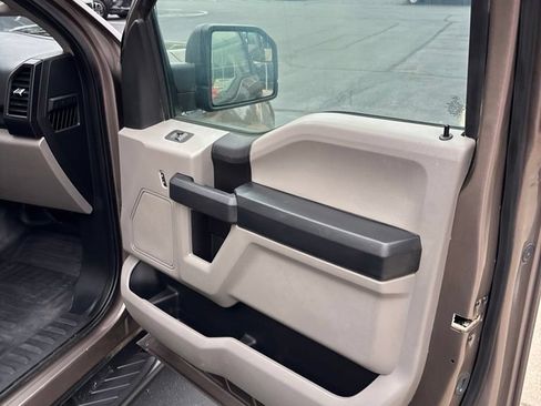 Used 2018 Ford F150 XL w/ XL Power Equipment Group AWD/4WD image 13