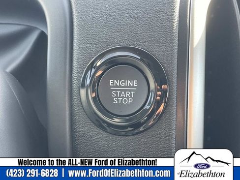 New 2025 Ford Expedition Max Active image 30