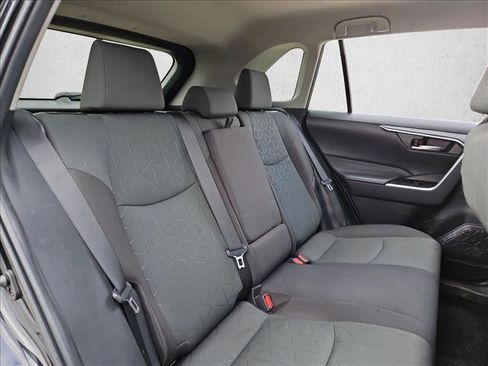 Used 2024 Toyota RAV4 XLE AWD/4WD image 19