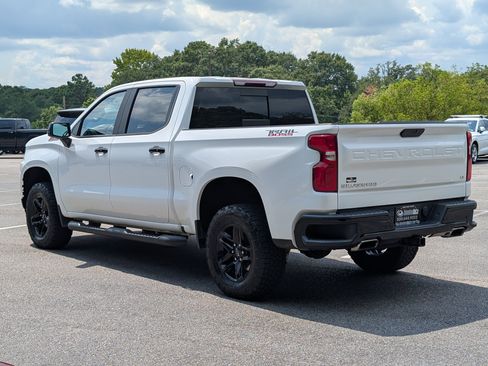Used 2019 Chevrolet Silverado 1500 LT Trail Boss AWD/4WD image 7