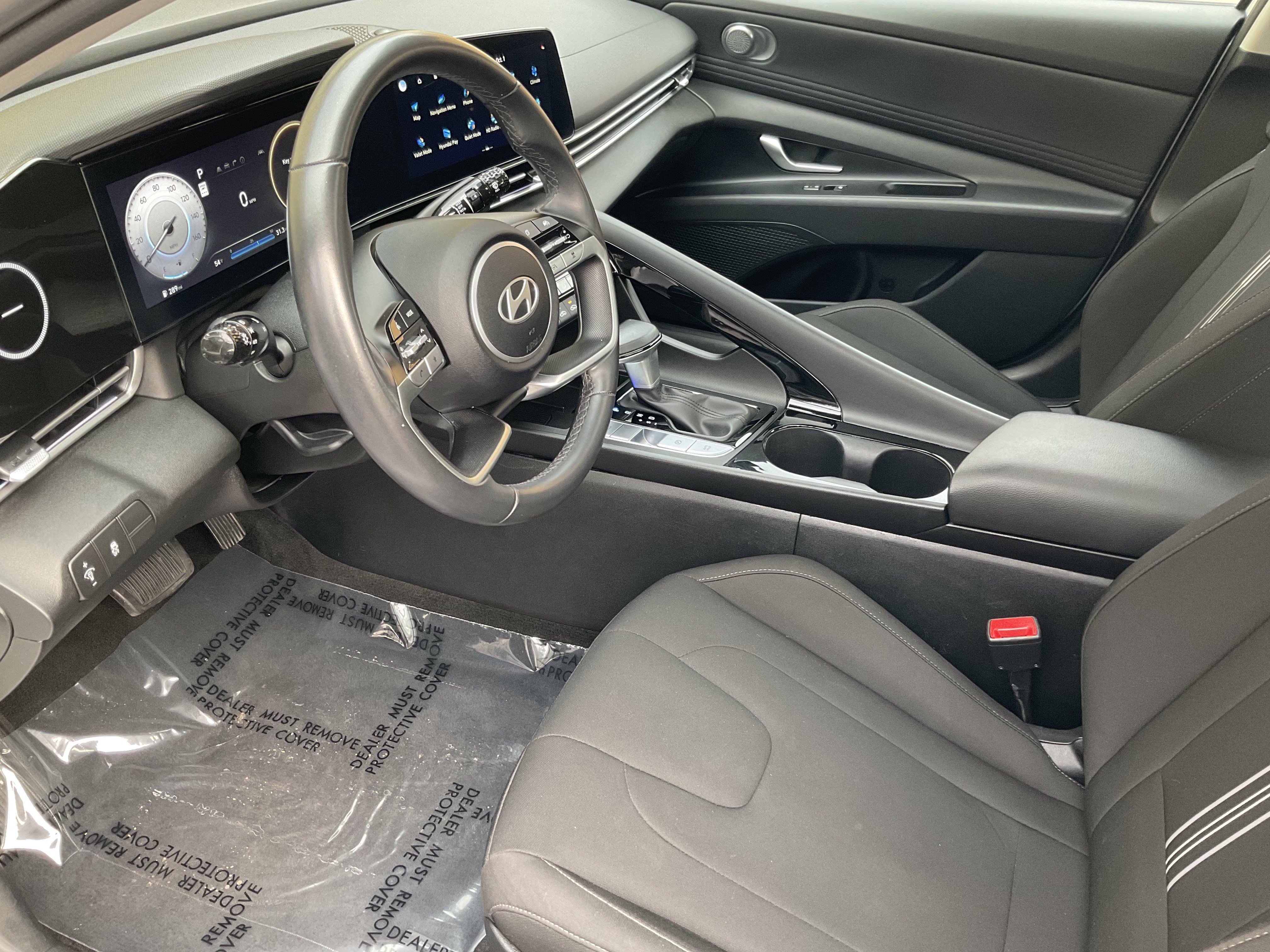 Used 2025 Hyundai Elantra SEL FWD image 20