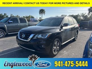 Used 2019 Nissan Pathfinder SV video 1
