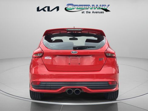 Used 2016 Ford Focus ST FWD image 6