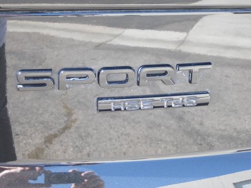 Used 2017 Land Rover Range Rover Sport HSE AWD/4WD image 37