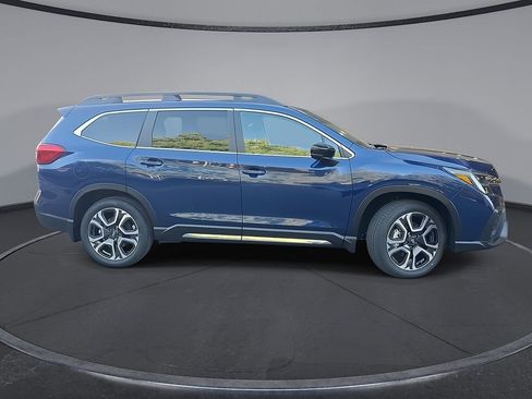 New 2026 Subaru Ascent Limited AWD/4WD image 9