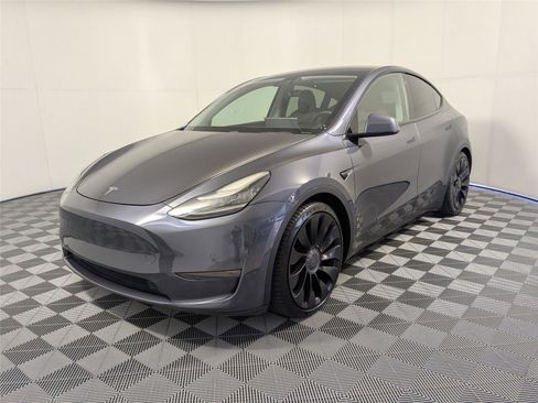 Used 2020 Tesla Model Y Long Range image 2