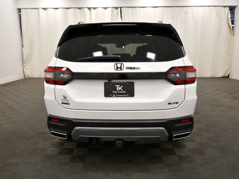 New 2026 Honda Pilot Elite image 6