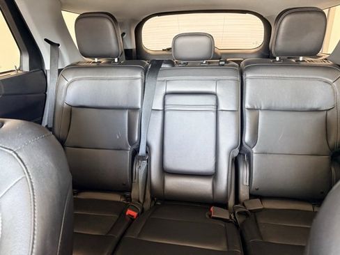 Used 2021 Ford Explorer Limited w/ Hybrid Equipment Group 310A image 33
