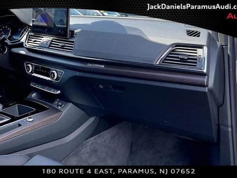 Used 2023 Audi Q5 2.0T Premium w/ Convenience Package image 14