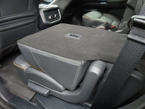 Used 2025 Ford Expedition Tremor image 68