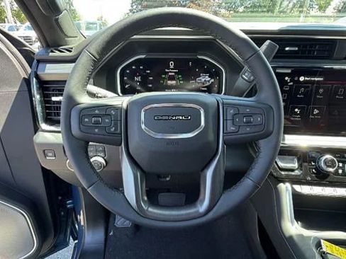 New 2026 GMC Sierra 2500 Denali Ultimate AWD/4WD image 32