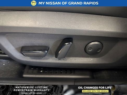 New 2026 Nissan Rogue Platinum w/ Platinum Premium Package image 17