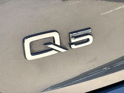 Used 2023 Audi Q5 2.0T Premium Plus w/ Premium Plus Package image 10