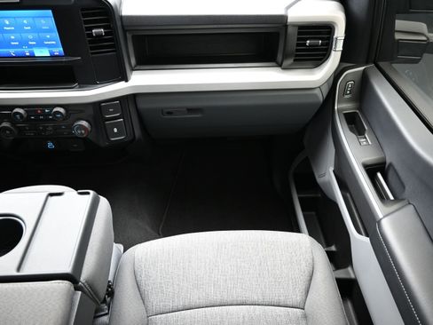 Used 2026 Ford F250 XL w/ STX Appearance Package AWD/4WD image 38