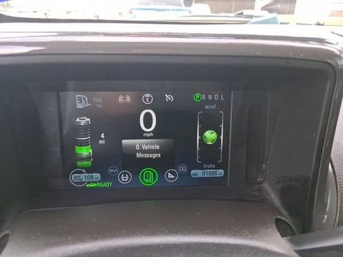 Used 2015 Chevrolet Volt Premium w/ Premium Trim Package FWD image 6