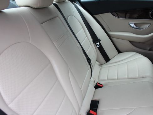 Used 2018 Mercedes-Benz C 300 C 300 4MATIC Sedan 4D image 15