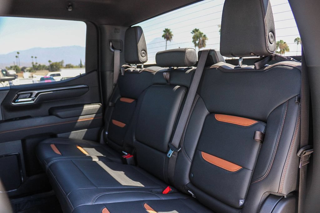 Used 2025 GMC Sierra 1500 AT4 AWD/4WD image 19