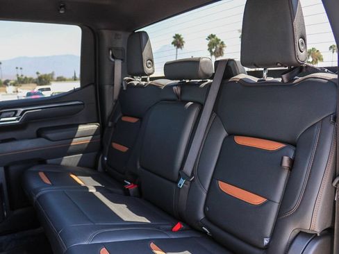 Used 2025 GMC Sierra 1500 AT4 AWD/4WD image 19