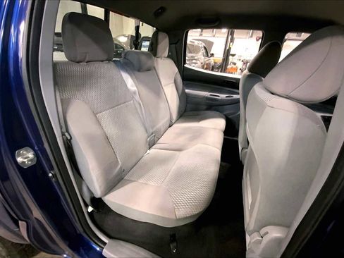Used 2014 Toyota Tacoma 4x4 Double Cab image 18