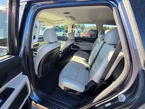 Used 2021 Kia Telluride EX w/ Towing Package image 8