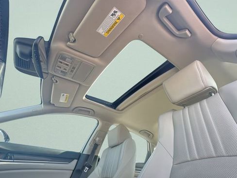 Certified 2020 Honda Accord EX-L image 12