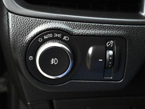 Used 2017 Buick Envision Essence AWD/4WD image 24