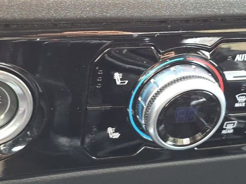 Certified 2023 GMC Sierra 1500 Elevation image 18