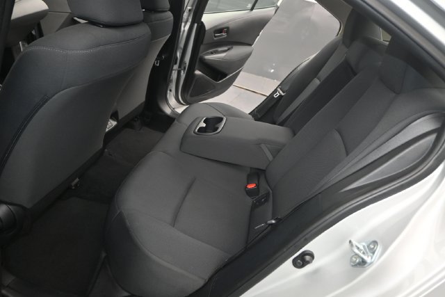 Used 2023 Toyota Corolla LE FWD image 13