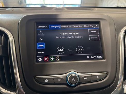 Used 2020 Chevrolet Equinox LT image 23